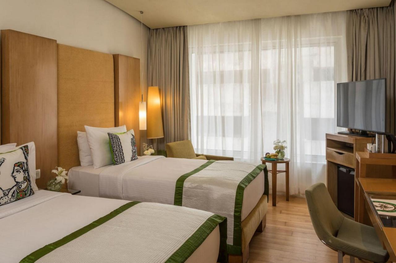 The Park Chennai Hotel Bagian luar foto Deluxe Room