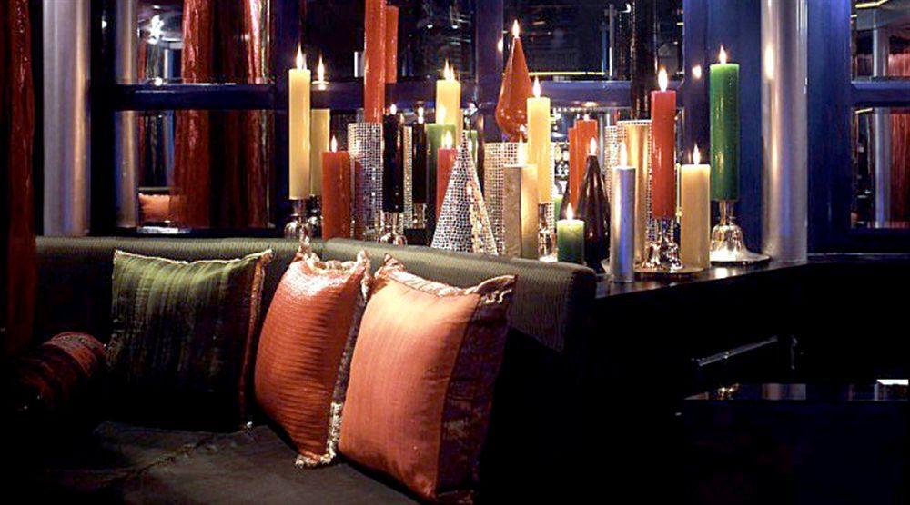 The Park Chennai Hotel Bagian luar foto Candles