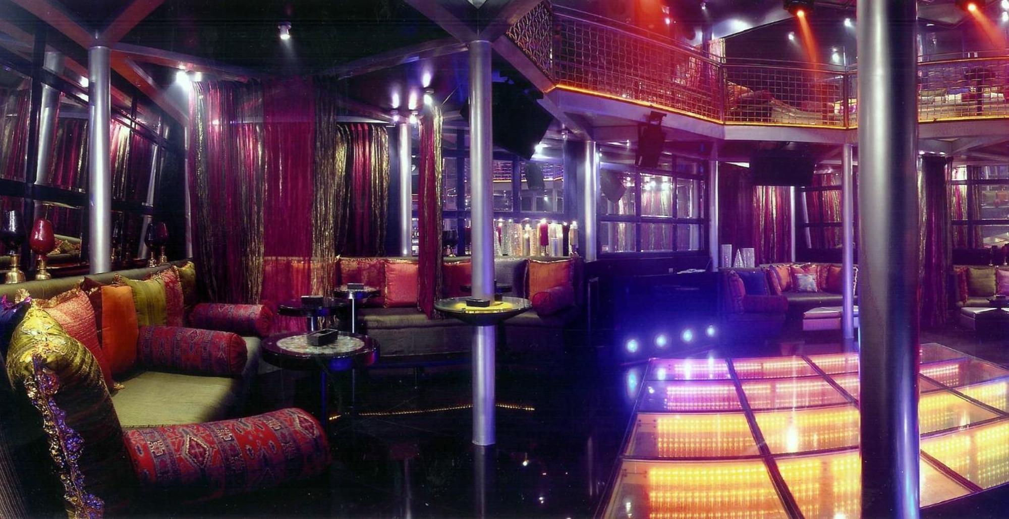 The Park Chennai Hotel Bagian luar foto The interior of the nightclub